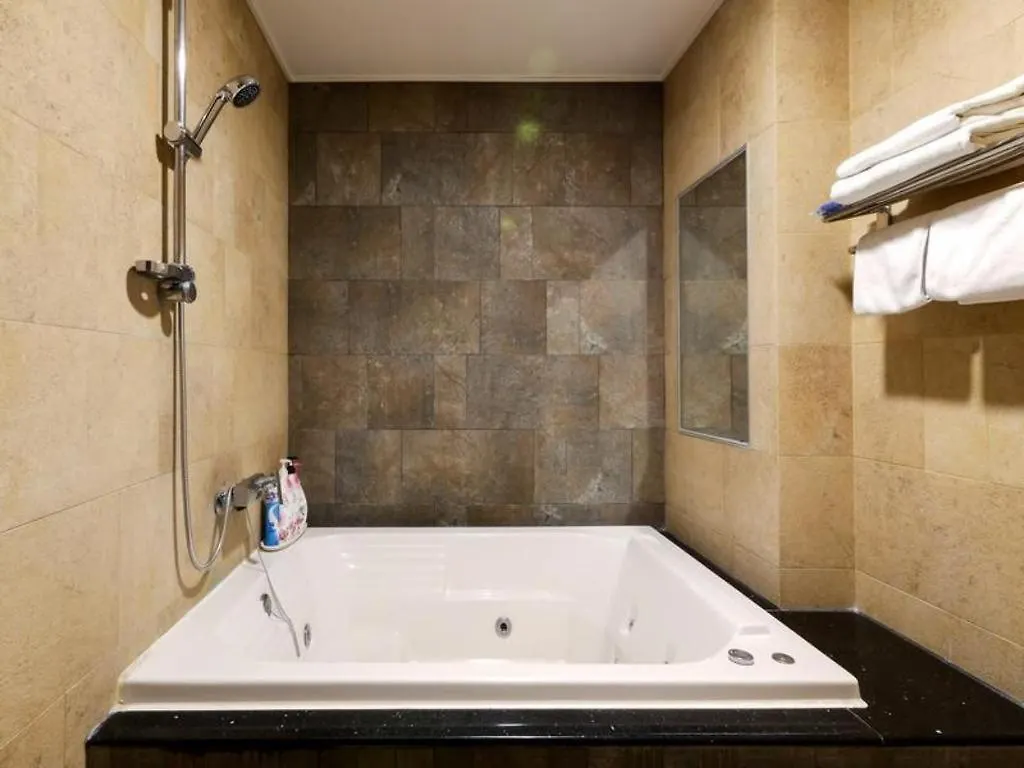Hwagok-Theme Hotel Seoul 2*,  South Korea